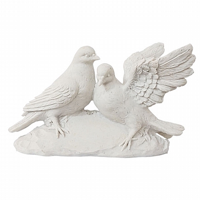 C.1853, POLYESTER PIGEON IN STONE